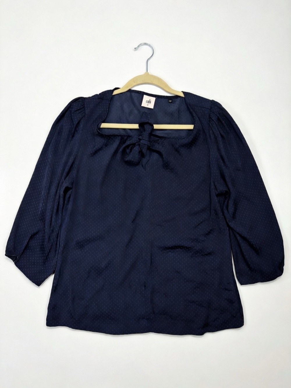 Cabi Knot Blouse 5525 Navy Blue Micro Dot Tie Neck 3/4 Sleeve Women’s Medium
